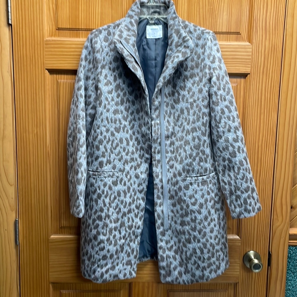 Old Navy women’s coat in size small